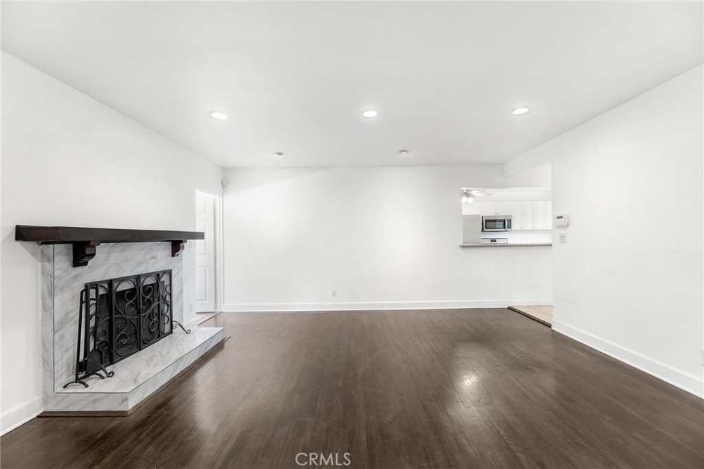 7459 Vanalden Avenue