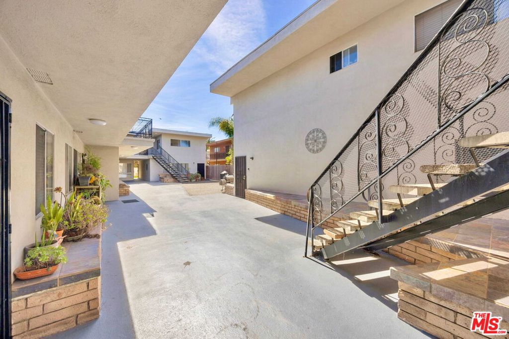 516 Evergreen Street