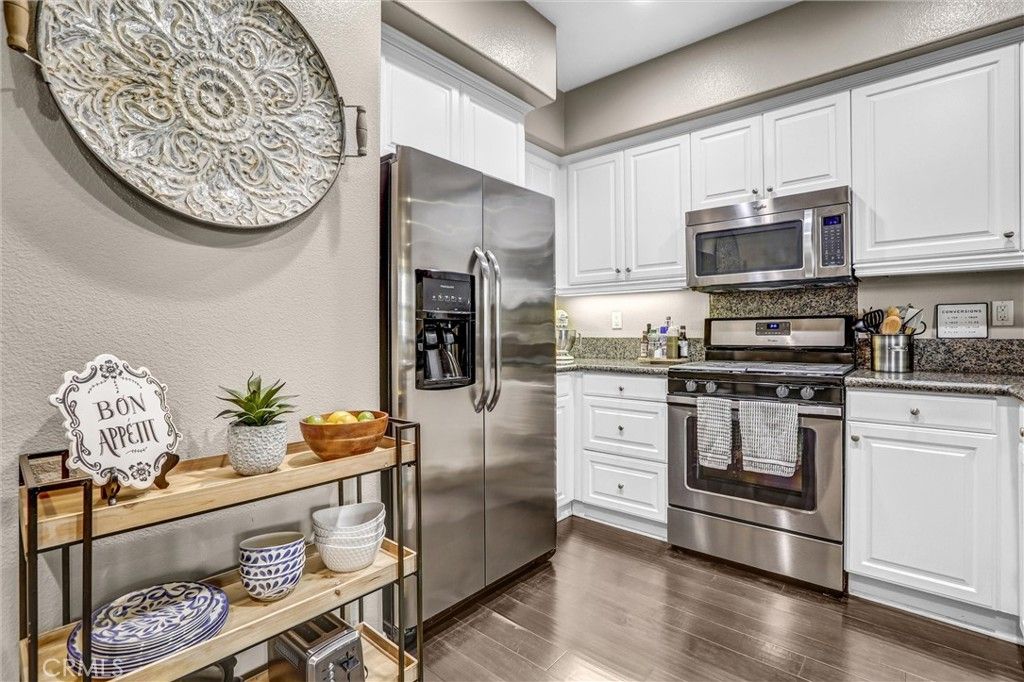 Photo of 2245 Rolling River Lane #2, Simi Valley, CA 93063 (MLS # SR26051113)