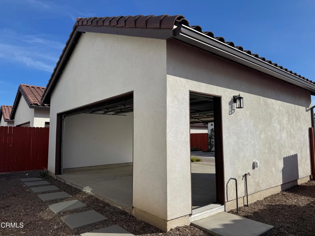 Fremont Square - 0334 - Residential Lease