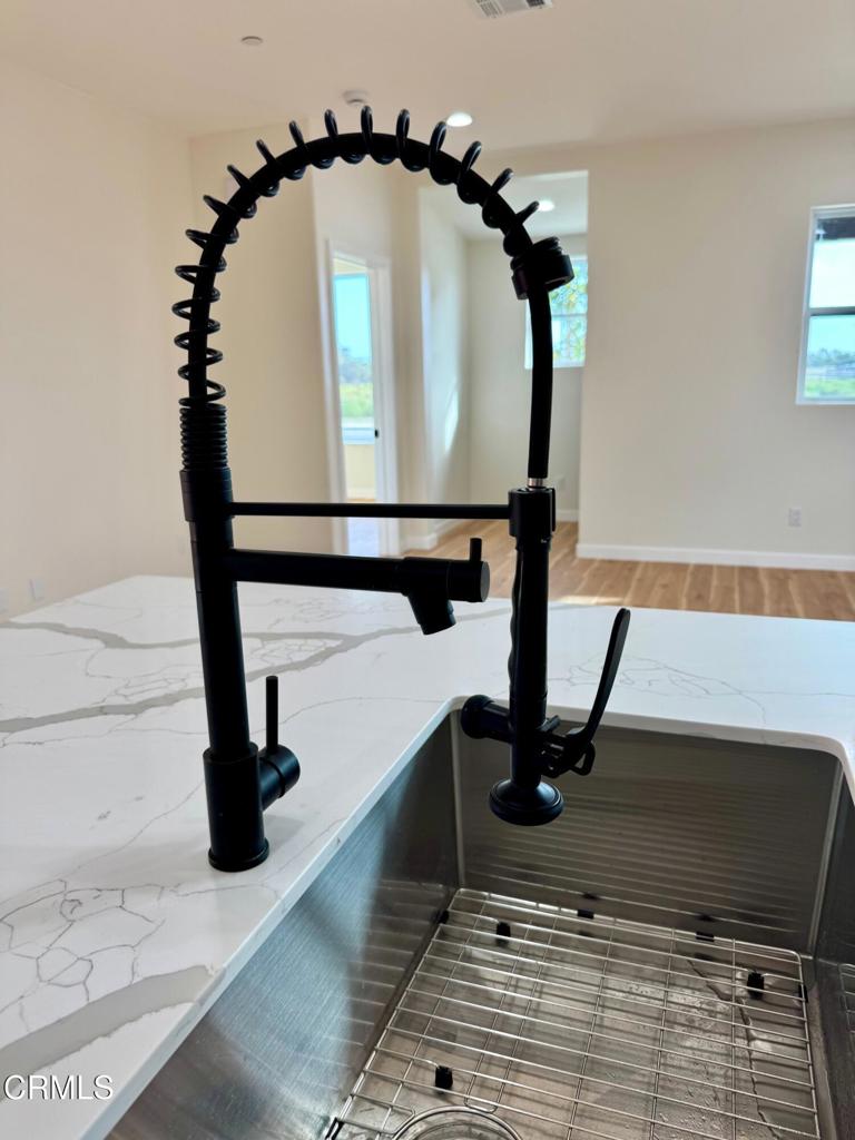 Fremont Square - 0334 - Residential Lease