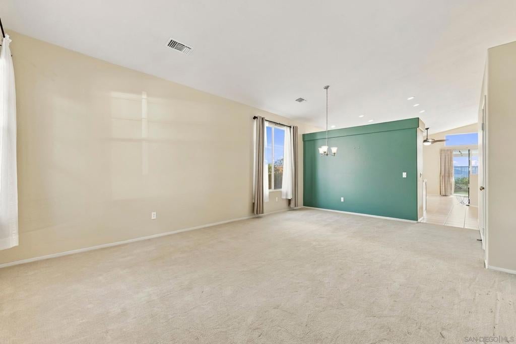 1331 South Hills