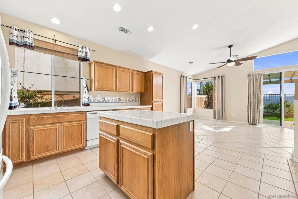 1331 South Hills