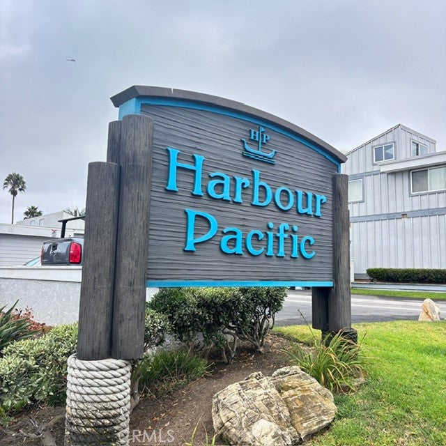 16962 Pacific Coast 201