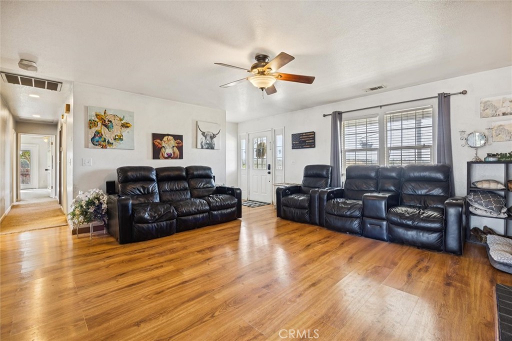 5735 Prancing Deer Place