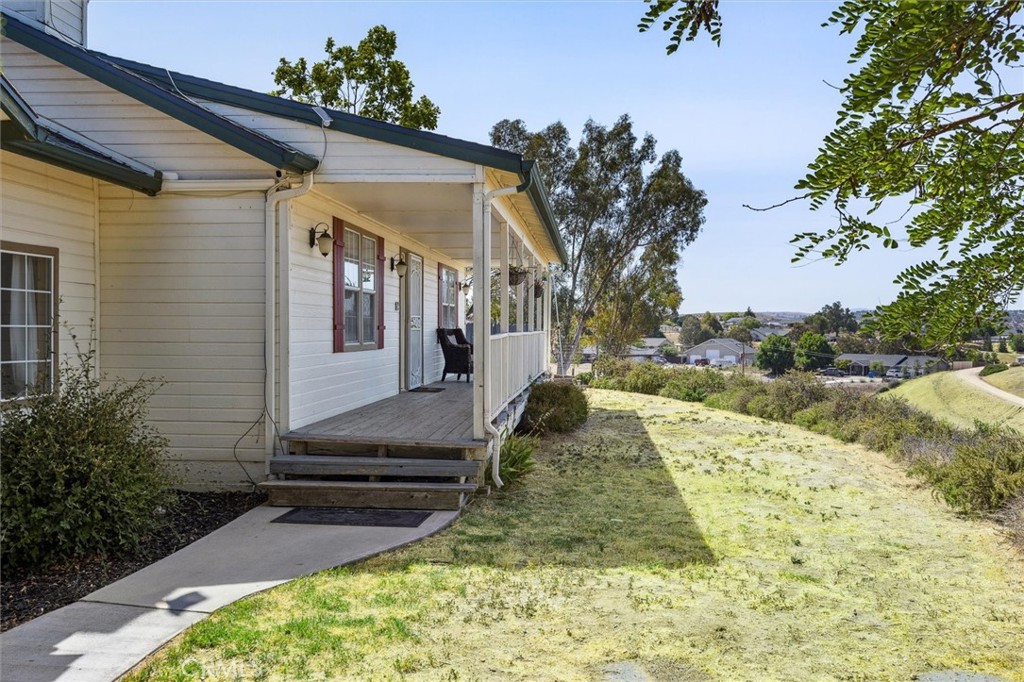 5735 Prancing Deer Place