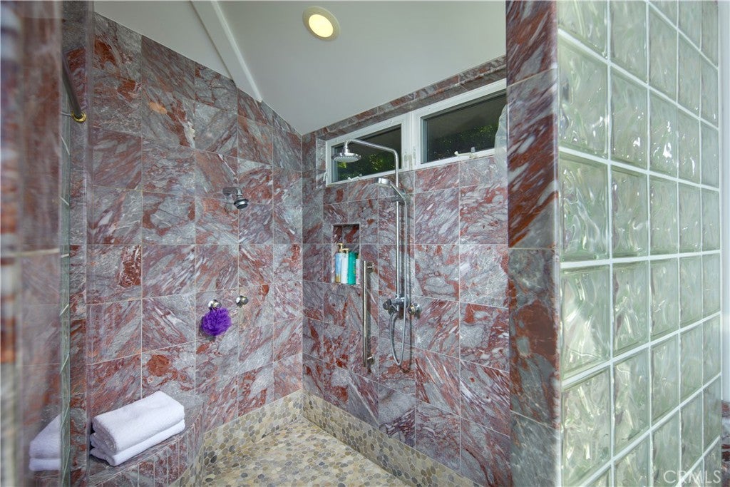 2027 Bayside Drive, Corona Del Mar CA 92625 - Photo 33