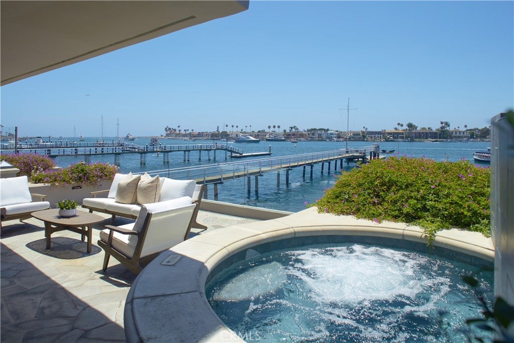 2027 Bayside Drive, Corona Del Mar CA 92625 - Photo 21