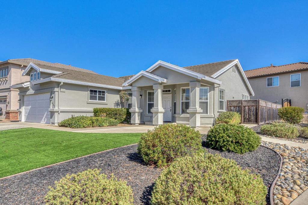 427 Chardonnay Drive