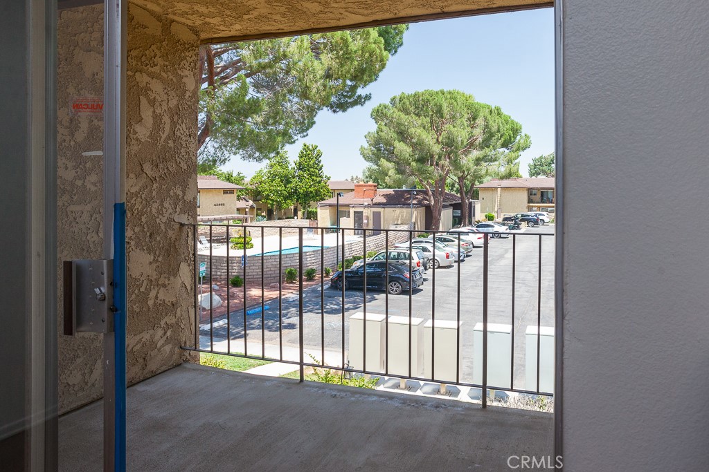 42849 15th Street W 4