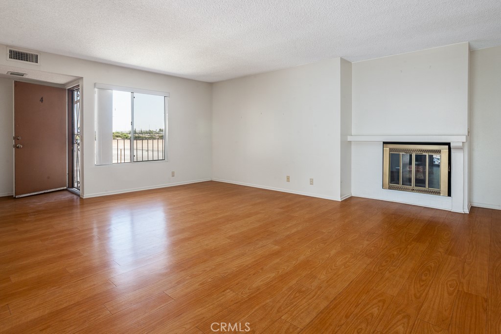 42849 15th Street W 4