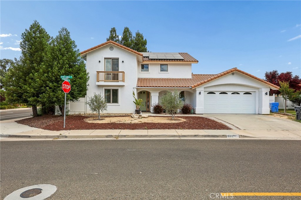 903 Stoney Creek