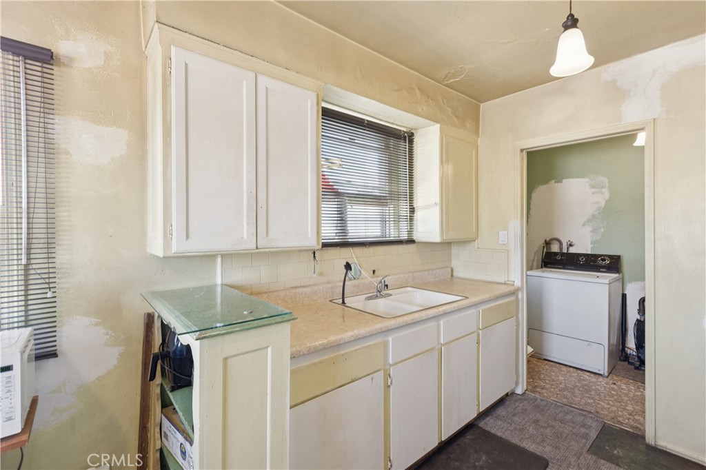 2008 West 166th Street