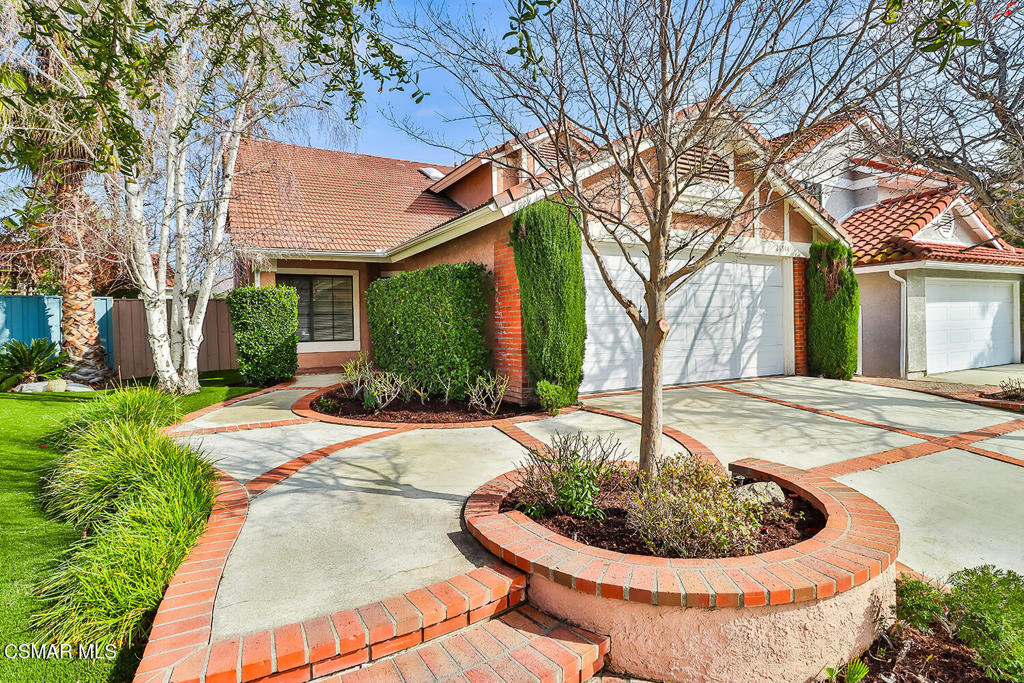 Available Oct 1,Location Location this home is on a quiet cul-de-sac- updated 4 bedroom, 3 bath home in the popular Deer Springs community in Calabasas. Wonderful natural light abounds with high vaulted ceilings, and 1 Bedroom and full bath downstairs, Kitchen has a large pantry. Inside laundry room that connects to the 2-car garage, w/TESLA car Charger. Private yard with open patio and grassy area. Prime location just a short distance to Malibu beaches, trails, excellent Las Virgenes school district, Close to the Commons in Calabasas with restaurants and shopping.