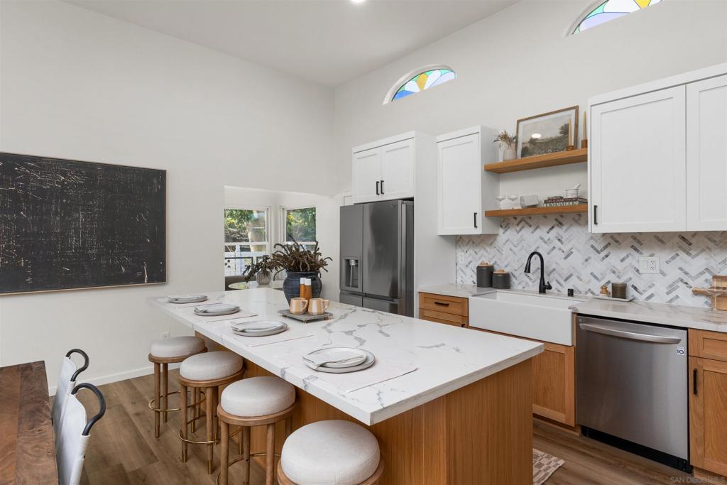 5076 E Mountain View Dr.