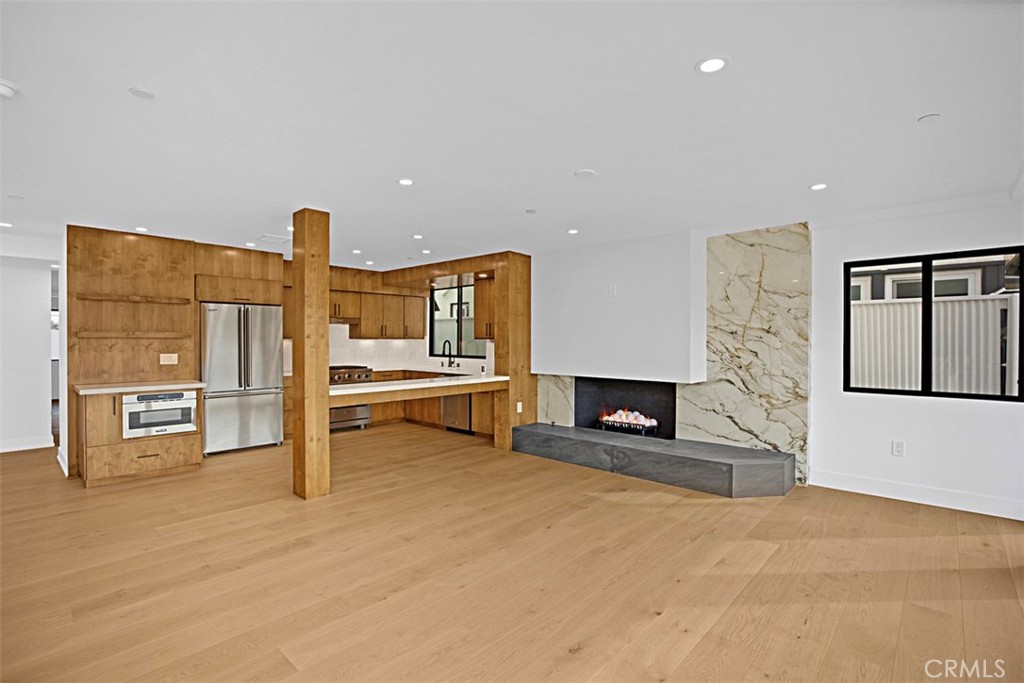 4017 Channel Place A