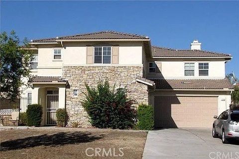 Photo of 23568 Brigin Pl, Murrieta, CA 92562 (MLS # IV26084708)