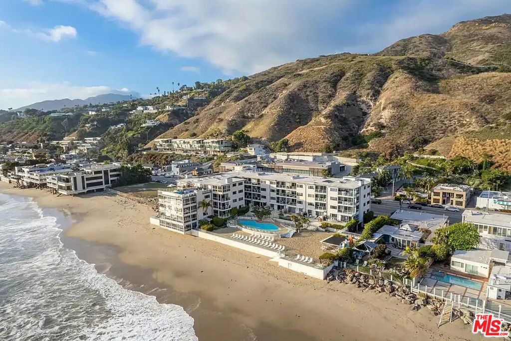22548 Pacific Coast Highway