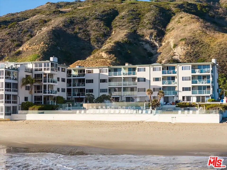 22548 Pacific Coast Highway 408, Malibu CA 90265