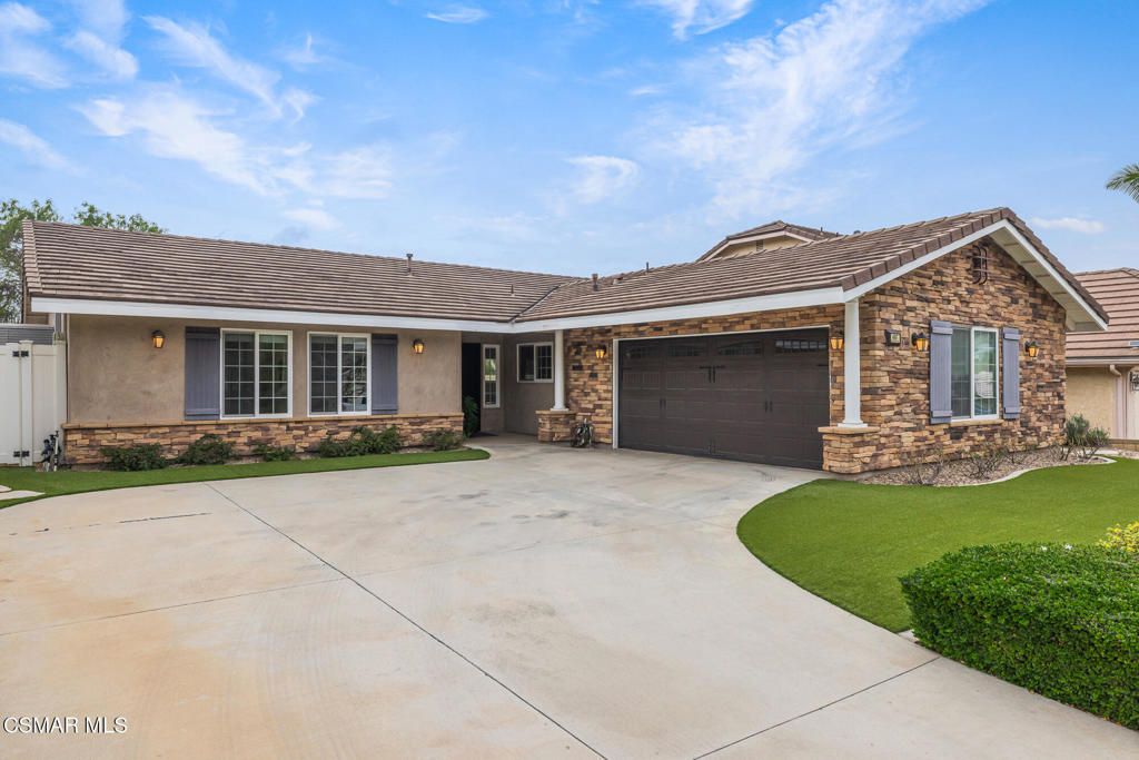 Photo of 4067 Weeping Willow Drive, Moorpark, CA 93021 (MLS # 226000664)