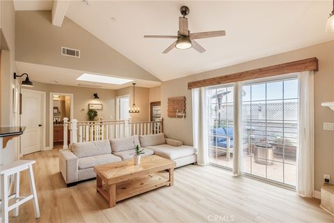 Tiny photo for 2517 Ruhland Ave, Redondo Beach, CA 90278 (MLS # SB26049188)