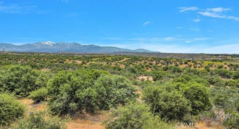 Photo of 3 Smith, Phelan, CA 92371 (MLS # HD26039853)