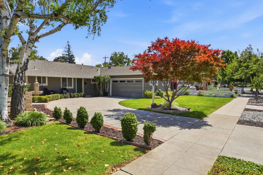 1236 Husted Avenue