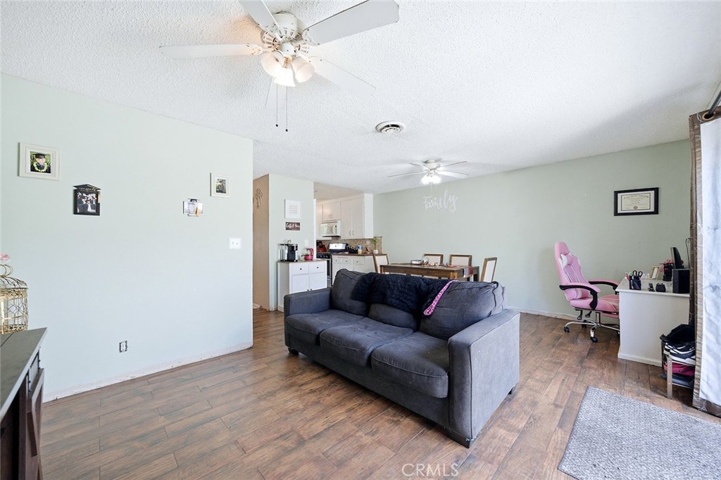 606 E Matchwood Place