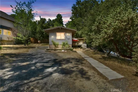 MLS: CV26193538