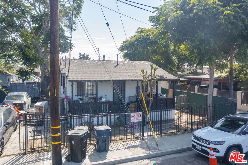 7408 Elsie Street