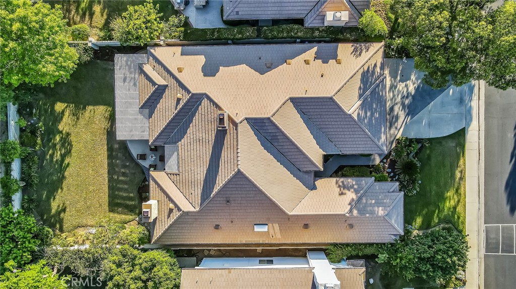 Properties 3 18830 Beechtree Lane