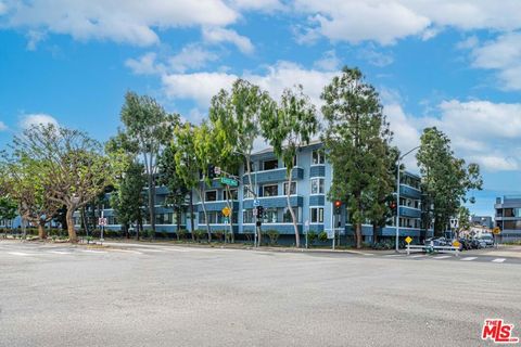 Photo of 310 Tahiti Way #203, Marina Del Rey, CA 90292 (MLS # 26649139)