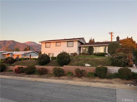 Photo of 11493 Casa Blanca Street, Yucaipa, CA 92399 (MLS # IG26059730)