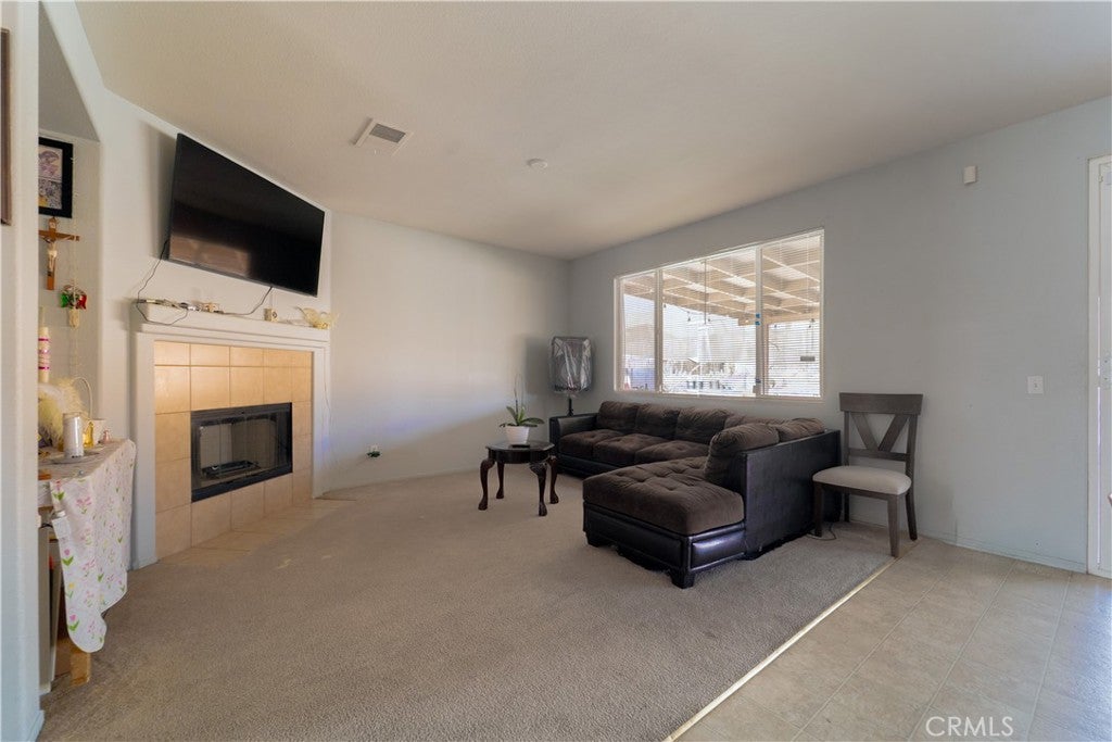 12652 FIELD Way