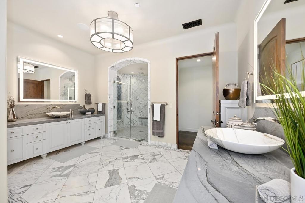 Rancho Santa Fe - Residential