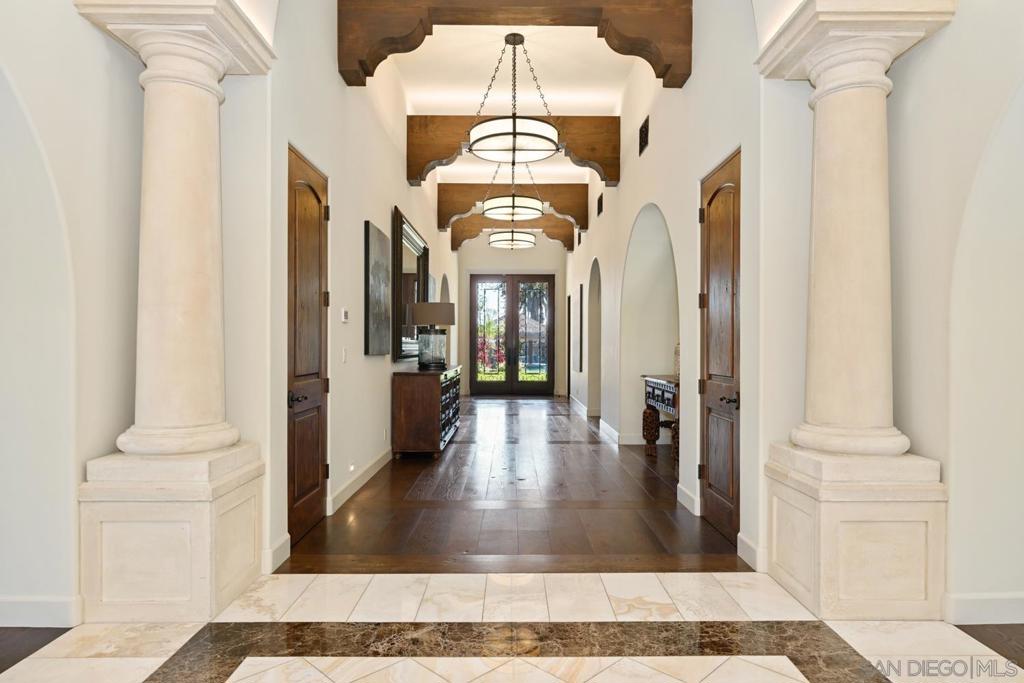 Rancho Santa Fe - Residential