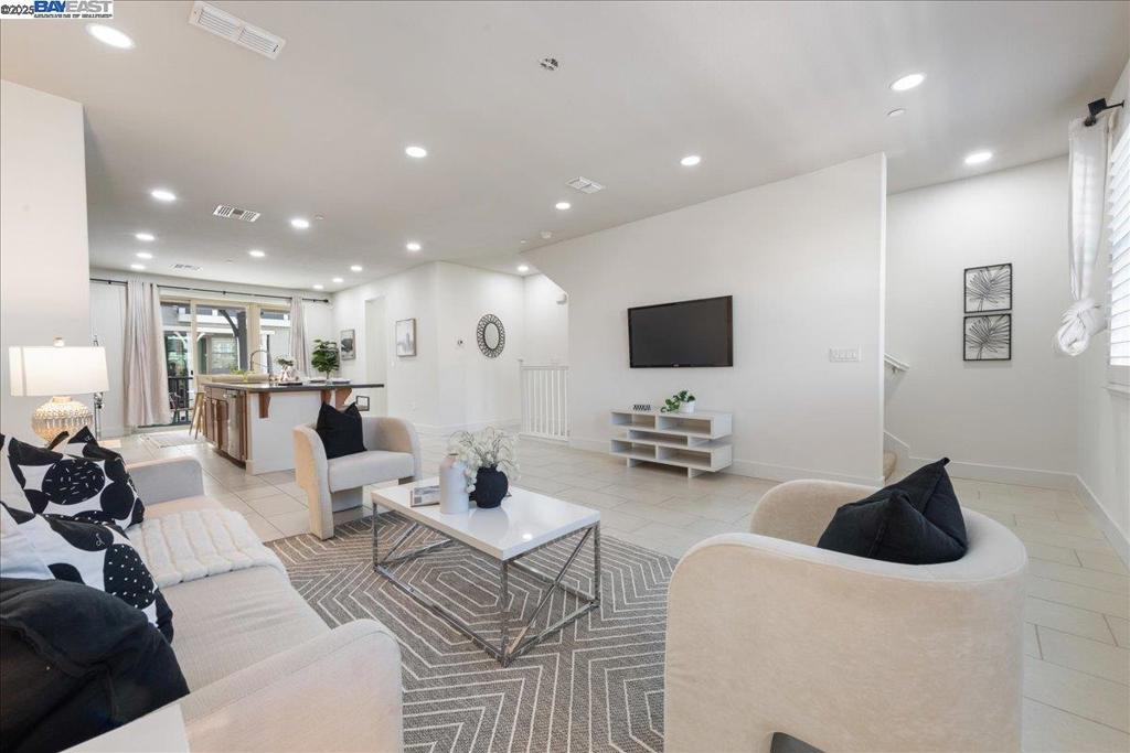 Not Listed - Residential
