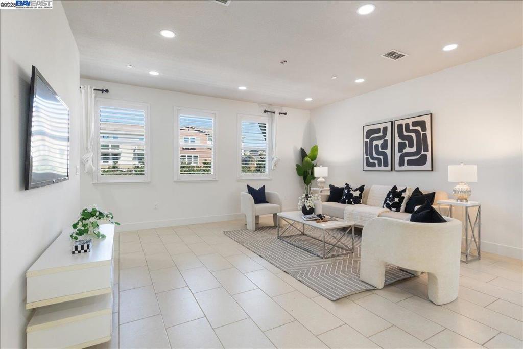 Not Listed - Residential