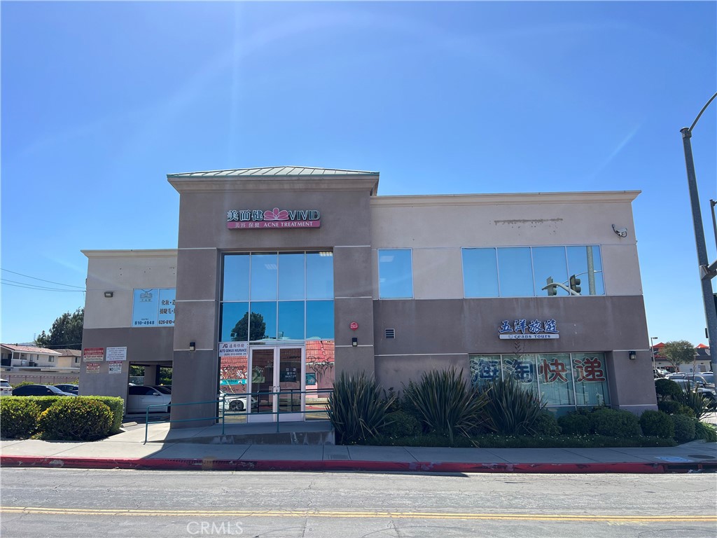 Located in desirable of Rowland Heights on the high traffic and visibility street. 2nd floor unit with 2482 sqft (estimate) including 9 rooms / 2 bathroom plus one big open space and reception area. Good for professional/ medical/ beauty/ health related business.