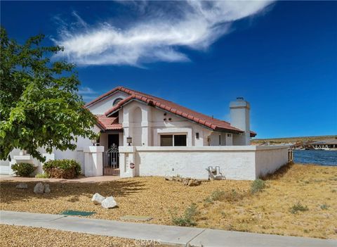 Photo of 27444 Lakeview DR, Helendale, CA 92342 (MLS # HD26098297)
