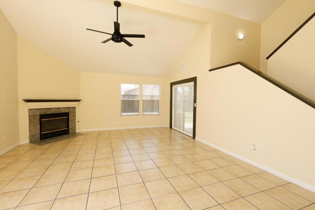 805 El Pinal Lane