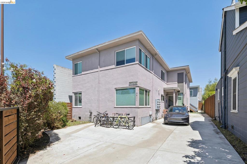 3411 Adeline St