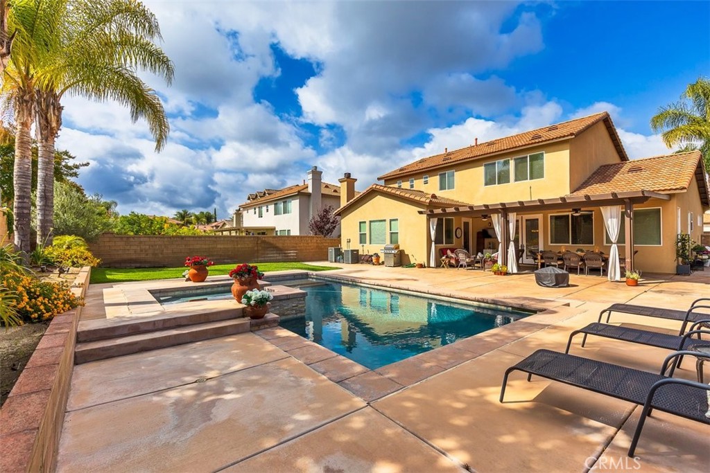 43922 Country Ridge Court