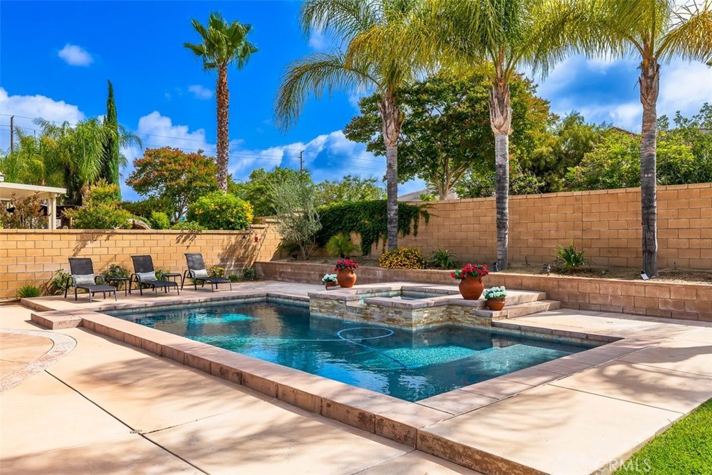 43922 Country Ridge Court