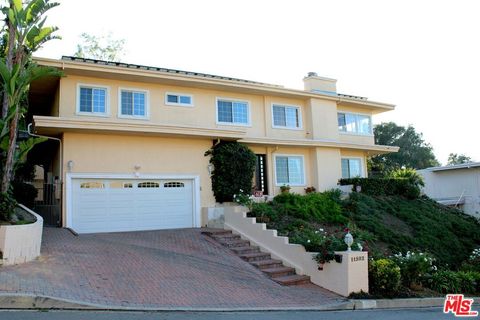 11502 Dona Teresa Drive Studio City CA 91604