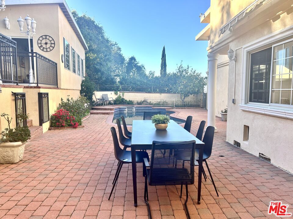 11502 Dona Teresa Drive