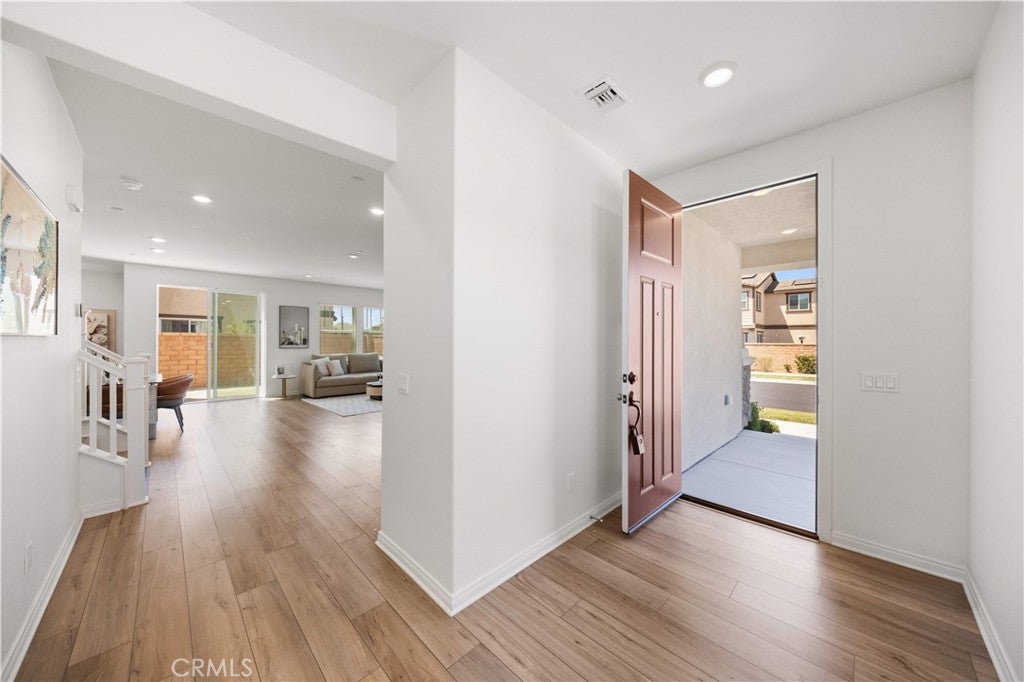 4140 E. Avila Privado