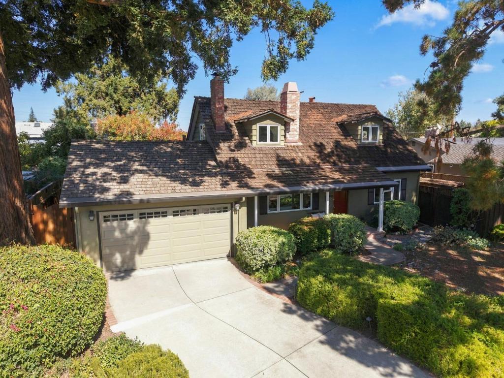 1667 Montemar Way