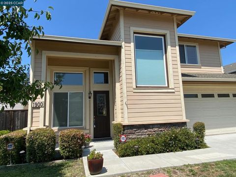 Photo of 1900 La Veranda Pl, Martinez, CA 94553 (MLS # 41115358) Photo of 1900 La Veranda Pl, Martinez, CA 94553 (MLS # 41115358)