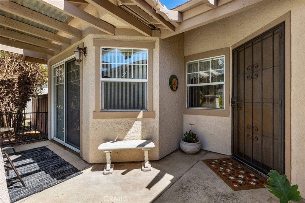 4933 Lake Shore Court